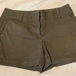 LOFT Riviera shorts size 6